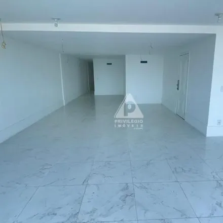 Buy this 5 bed apartment on Avenida Lúcio Costa 8006 in Barra da Tijuca, Rio de Janeiro - RJ