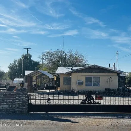 Buy this 2 bed house on 199 West Sunset Street in Quartzsite, AZ 85346