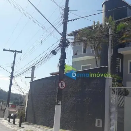 Buy this 3 bed house on Rua Padre Aquiles Silvestre in Região Central, Caieiras - SP