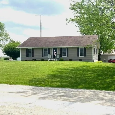Buy this 3 bed house on 752 East Benton Street in La Plata, MO 63549