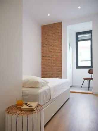 Image 6 - Carrer de la Providència, 96, 08012 Barcelona, Spain - Apartment for rent