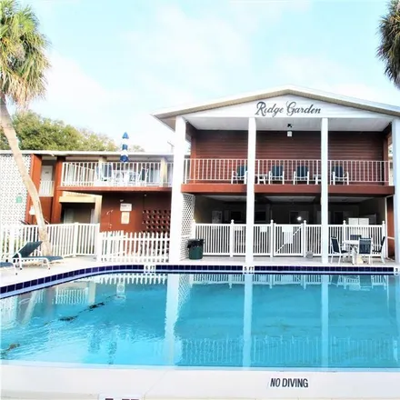 Rent this 1 bed condo on 3001 Bee Ridge Road in Sarasota County, FL 34239