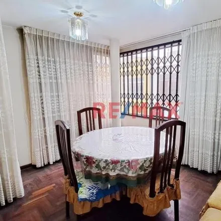 Buy this 5 bed apartment on Pasaje Las Brisas in La Victoria, Lima Metropolitan Area 15021