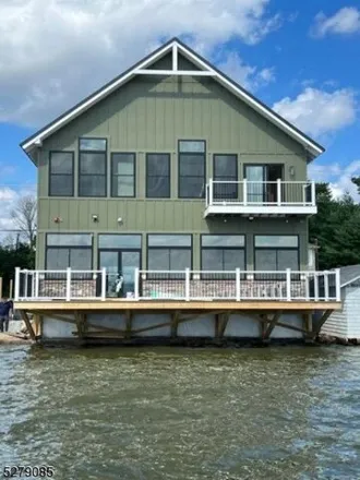 Image 1 - The Boat House, 103 Sand Shore Road, Budd Lake, Mount Olive, NJ 07828, USA - Apartment for rent