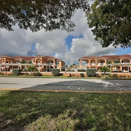 Image 4 - 3944 Santa Barbara Boulevard, Cape Coral, FL 33914, USA - Apartment for rent