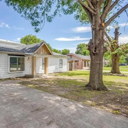 Image 2 - 524 Comal Ave, White Settlement, Texas, 76108 - House for sale