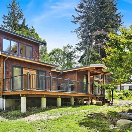 Buy this 3 bed house on Lake Hill Lane in Whatcom County, WA 98229