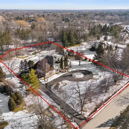 Image 4 - 10540 North Country Club Drive, Mequon, WI 53092, USA - House for sale