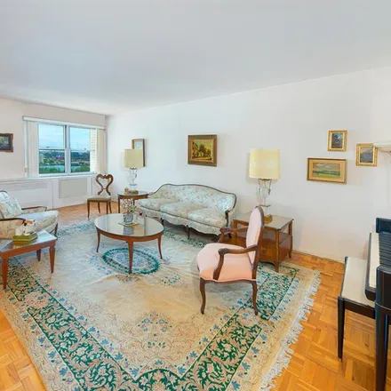 Buy this studio apartment on 45 SUTTON PLACE SOUTH 14G in New York