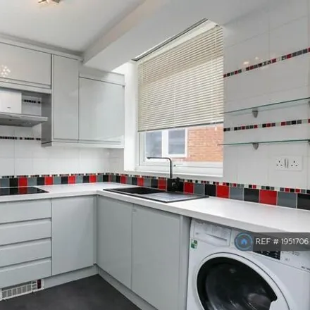 Image 8 - 24 Leam Green, Coventry, CV4 7DG, United Kingdom - Duplex for rent