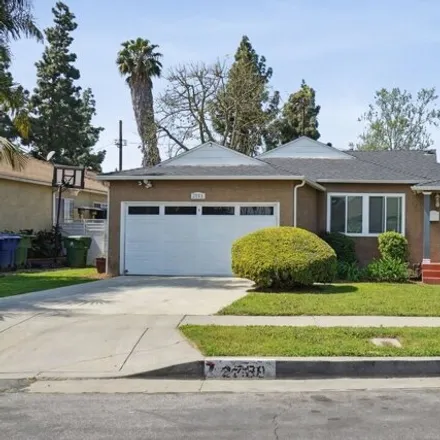 Buy this 3 bed house on 2779 Thurman Avenue in Los Angeles, CA 90016