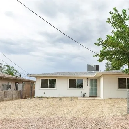 Buy this 3 bed house on 2563 Phoenix Avenue in Kingman, AZ 86401