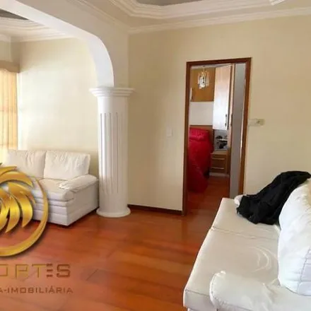 Rent this 3 bed house on Rua Nair Furtado de Souza in Teixeiras, Juiz de Fora - MG
