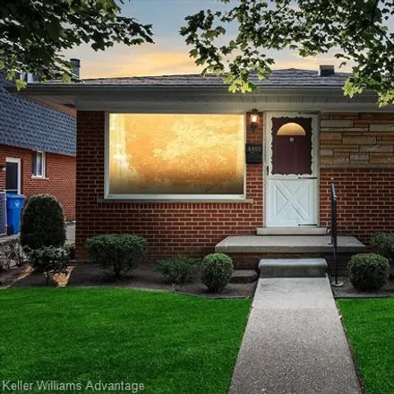 Buy this 3 bed house on 4402 Williams Street in Dearborn Heights, MI 48125
