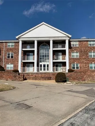 Buy this 2 bed condo on 4364 Sun Ridge Drive in Mehlville, MO 63125