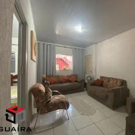 Buy this 2 bed house on Rua Ascalon in Jardim Cristiane, Santo André - SP