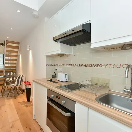 Image 6 - 20 Gunter Grove, Lot's Village, London, SW10 0UJ, United Kingdom - Apartment for rent