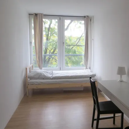 Rent this 4 bed room on Wilhelmstraße 5 in 10963 Berlin, Germany