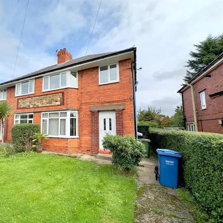 Rent this 3 bed house on Craven Road in Chesterfield, S41 7HH