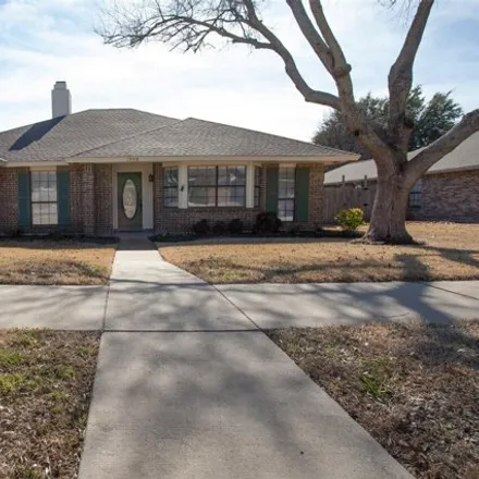Rent this 3 bed house on 1544 Kesser Drive in Plano, TX 75025