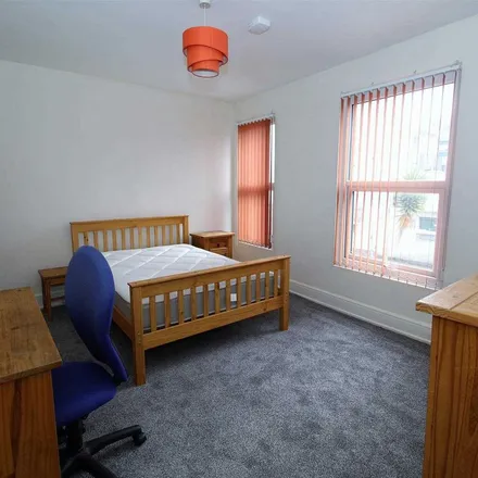 Image 6 - 2 - 32 Beaumont Avenue, Plymouth, PL4 8DX, United Kingdom - Apartment for rent