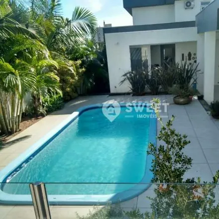 Buy this 3 bed house on Rua Henrique Fruchtenicht in Santo André, São Leopoldo - RS