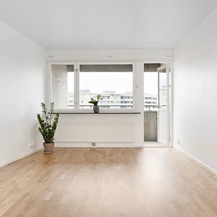 Rent this 3 bed apartment on Mariebergsvägen in 611 65 Nyköping, Sweden