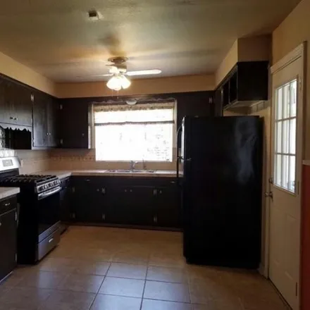 Image 6 - 1085 N 23rd St, Beaumont, Texas, 77706 - House for rent