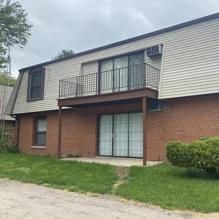 Buy this 2 bed house on 1710 Felten Road in Aurora, IL 60505