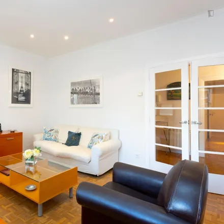 Image 3 - Carrer del Comte Borrell, 340, 08001 Barcelona, Spain - Apartment for rent