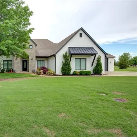 Buy this 4 bed house on East 94th Street South in Coweta, OK 74014