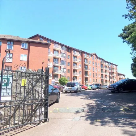 Image 1 - North Wales Expressway, Colwyn Bay, LL28 4BS, United Kingdom - Apartment for rent