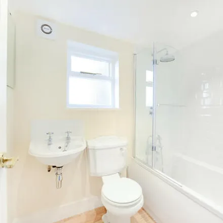 Image 5 - Barry Road, Londres, Great London, Se22 (jk) - Room for rent