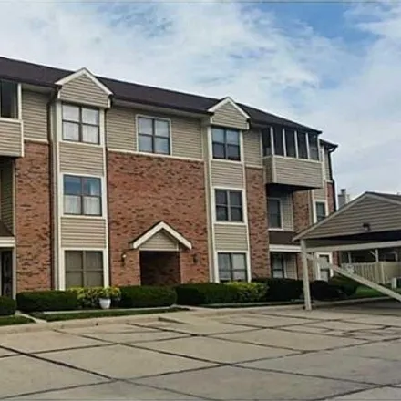Rent this 2 bed condo on 1763 Wellesley Lane in Indianapolis, IN 46219