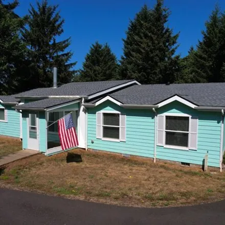Buy this studio apartment on 547 Northeast Evergreen Lane in Lincoln County, OR 97498