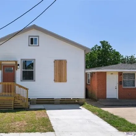 Buy this 4 bed house on 1835 Saint Ferdinand Street in Faubourg Marigny, New Orleans