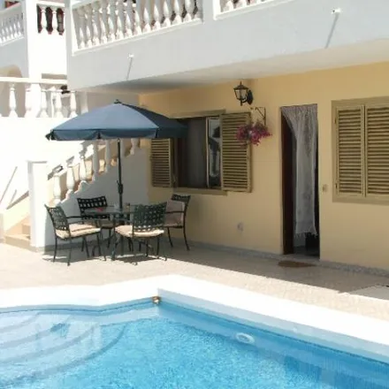Buy this 6 bed house on M-203 in 28052 Madrid, Spain