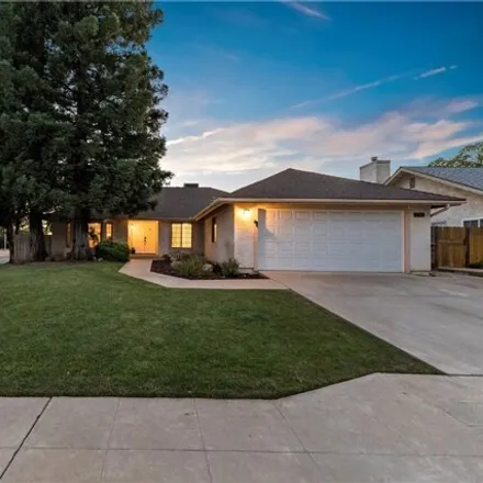 Buy this 4 bed house on 2512 Barstow Avenue in Clovis, CA 93611