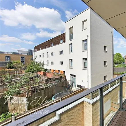 Rent this studio apartment on Caspian Apartments in 5 Salton Square, London