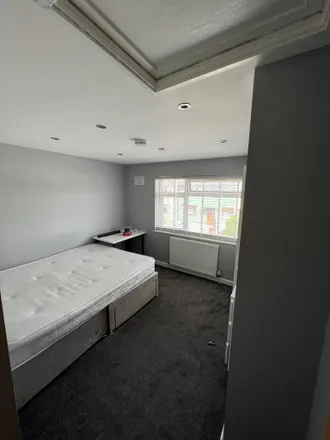 Image 7 - Exmoor Close, Chelmsford, CM1 3DG, United Kingdom - Room for rent