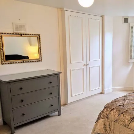 Rent this 1 bed apartment on London in SE10 9EZ, United Kingdom