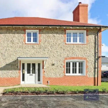 Buy this 5 bed house on 6 Claudius Grove in Kingsnorth, TN23 3PP