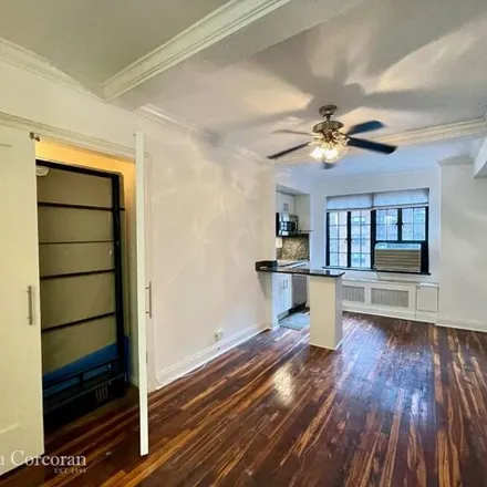 Rent this studio apartment on Windsor Tower in 1st Avenue, New York