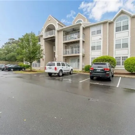 Rent this 3 bed condo on 2221 Lesner Crescent in Lynnhaven Shores, Virginia Beach