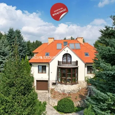 Buy this studio house on Stanisława Staszica 2 in 32-340 Wolbrom, Poland