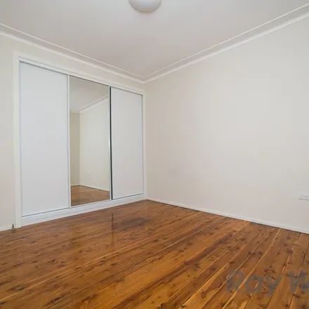 Rent this 1 bed apartment on Ellis Court in Kahibah Road, Waratah NSW 2298