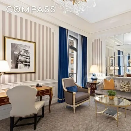 Buy this studio condo on King Cole Bar in 2 East 55th Street, New York