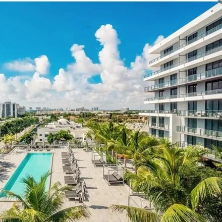 Buy this 2 bed condo on Building 7 in Northeast 30th Avenue, Aventura