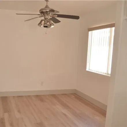 Image 9 - 1153 Pearl Marble Avenue, North Las Vegas, NV 89081, USA - House for sale