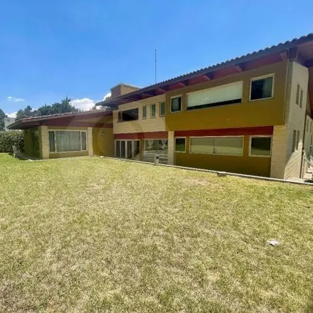 Buy this 4 bed house on Paseo de los Cedros in Colonia Juárez, 52046 Fraccionamiento y Club de Golf los Encinos